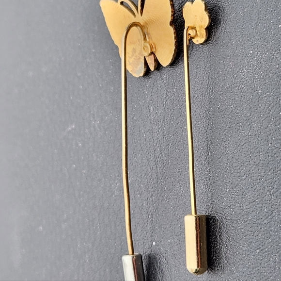 Two Stick Pins - Butterfly and Pansy - Picture 3 of 5